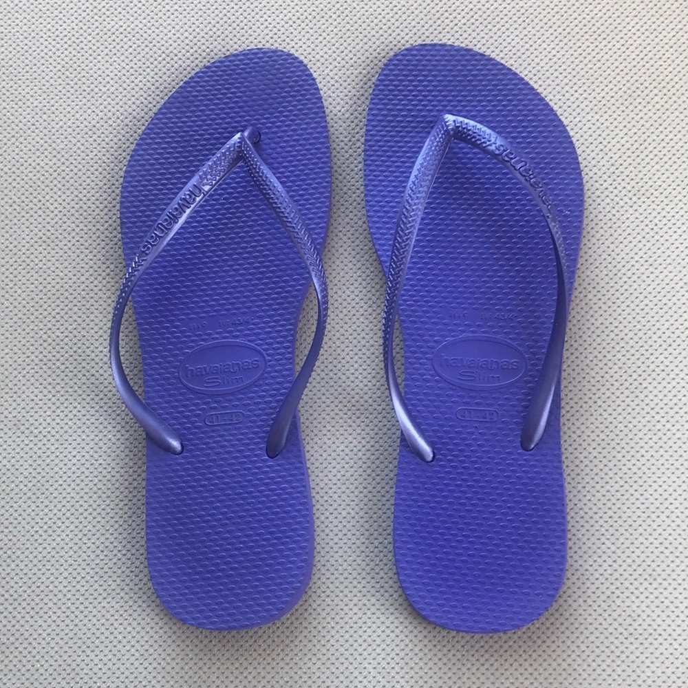 Havaiana flip flops purple size 9